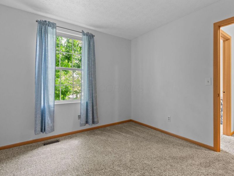 1097 Pebble Brook Drive, Columbus, OH 43240 Photo 20