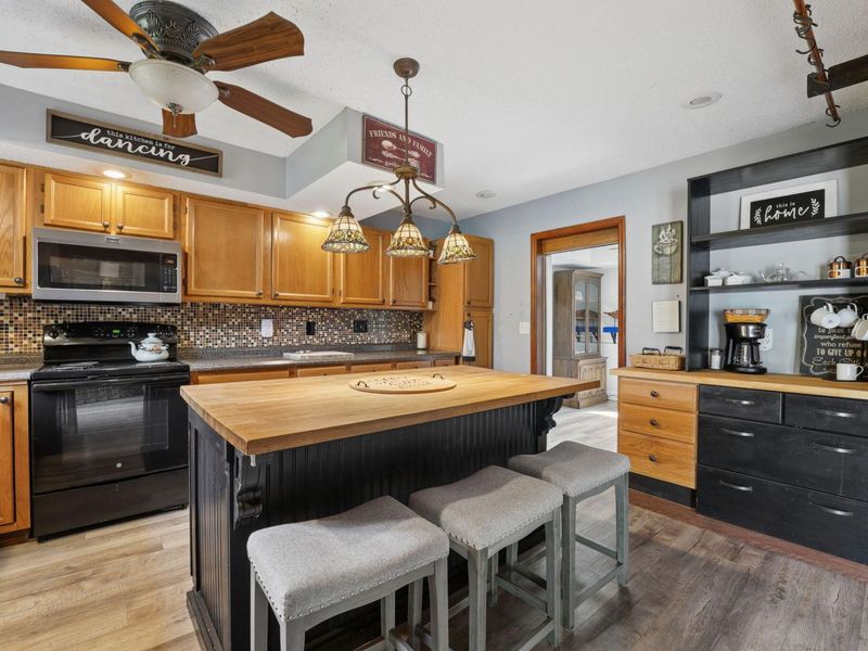 2400 Yuma Drive, London, OH 43140 Photo 5