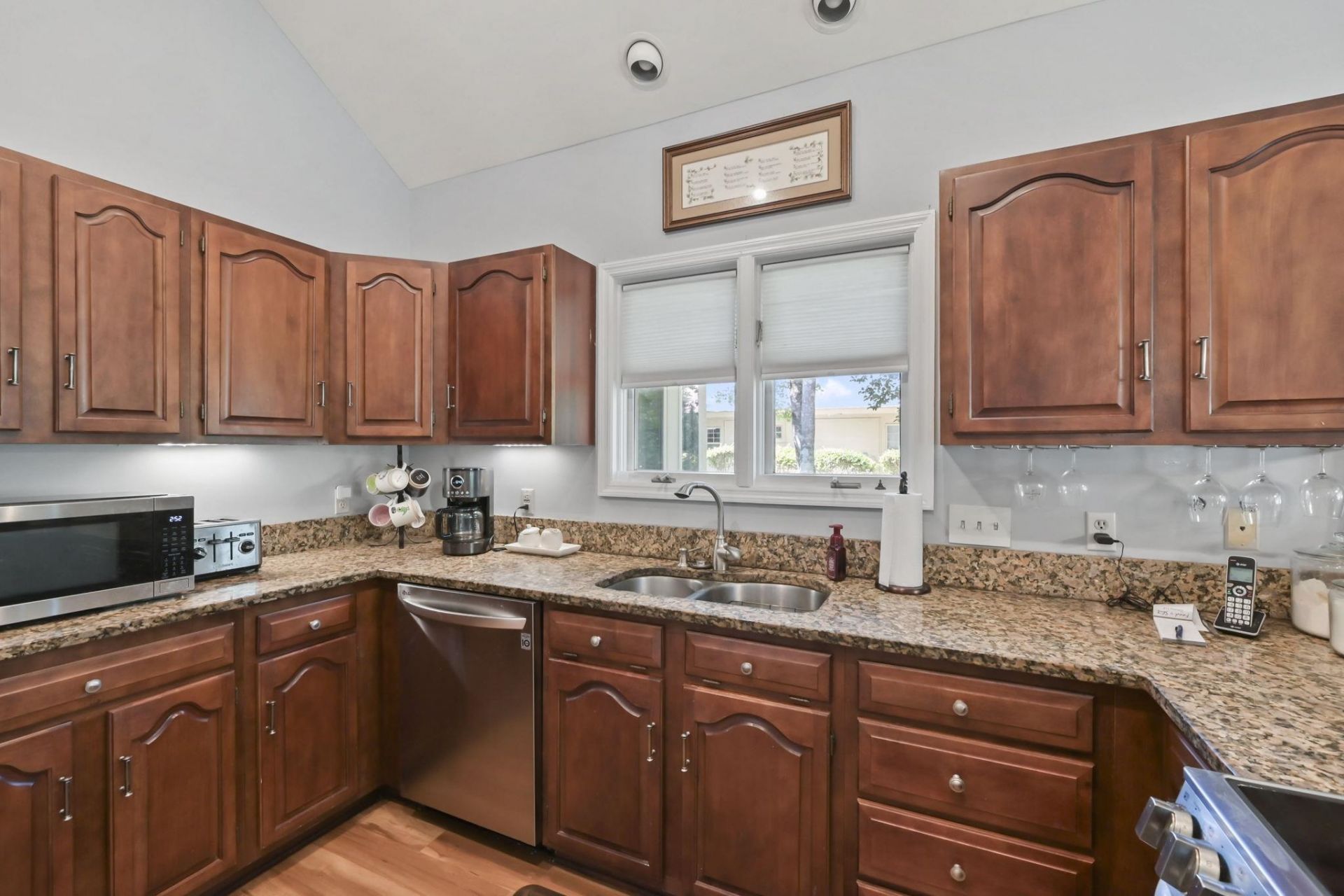 1207 Spinnaker Dr. Photo 16