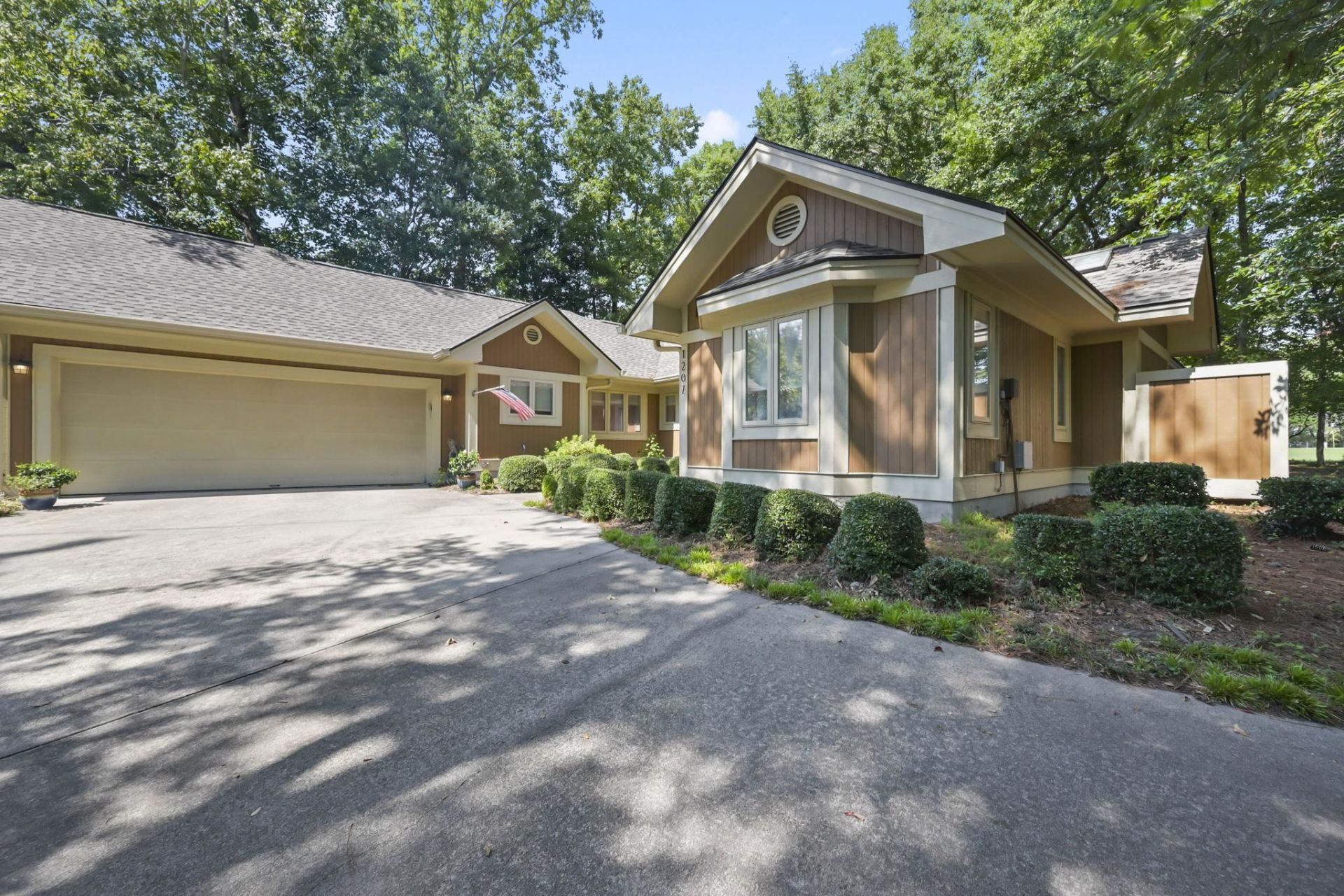 1207 Spinnaker Dr. Photo 38