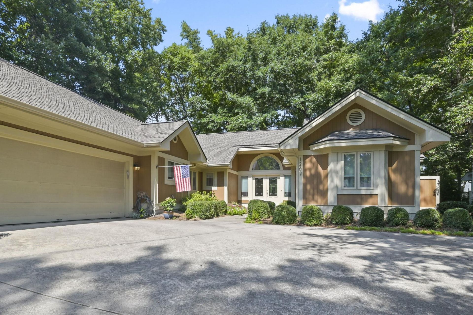1207 Spinnaker Dr. Photo 39