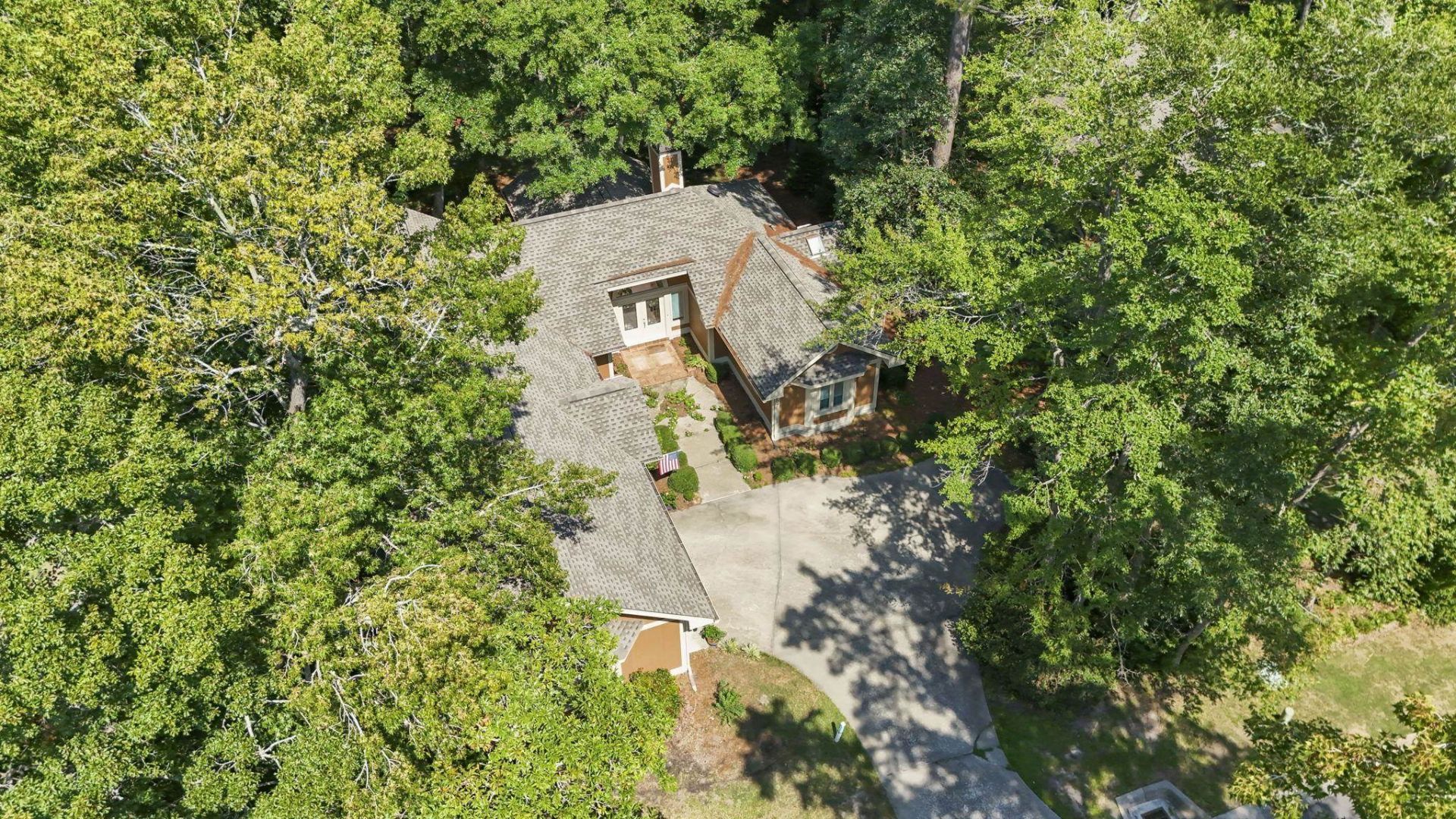 1207 Spinnaker Dr. Photo 4