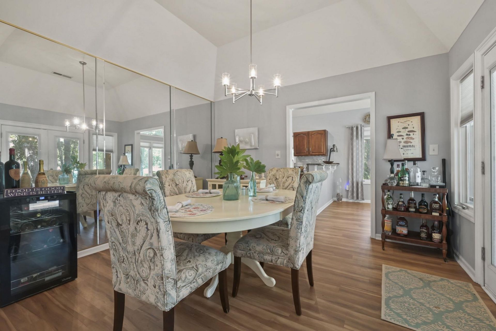 1207 Spinnaker Dr. Photo 9