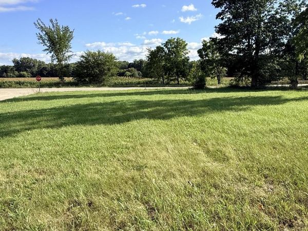 V/l Chicory , Portland, MI 48875