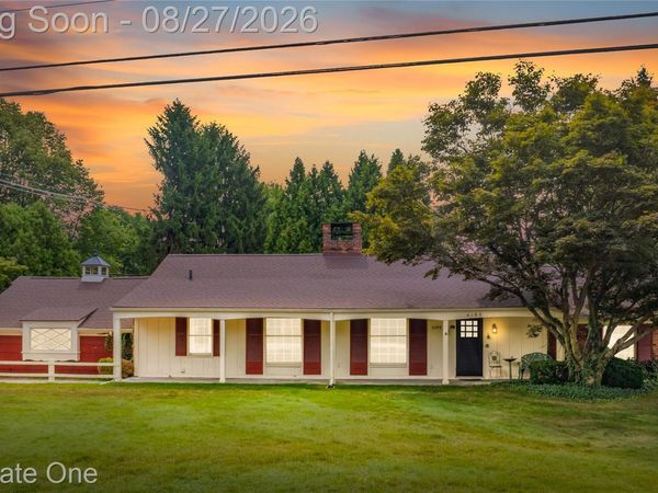 4195 Orchard Way, Bloomfield Township, Mi 48301
