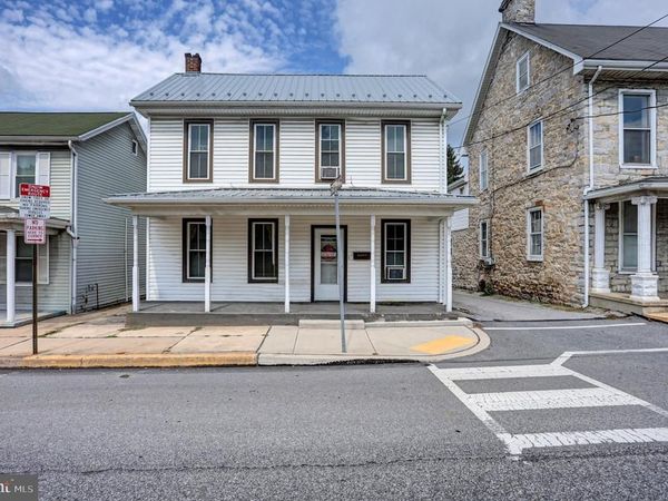425 E KING STREET, SHIPPENSBURG, PA 17257