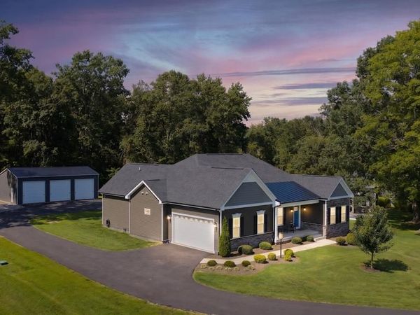 9409 SIGNATURE WAY, FREDERICKSBURG, VA 22407