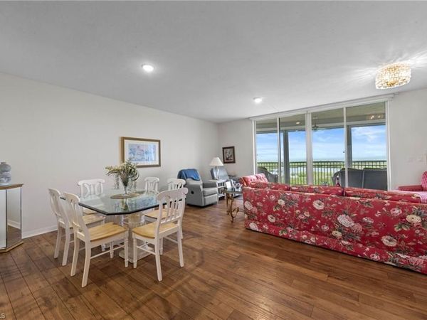 1001 Arbor Lake DR , Unit 904, NAPLES, FL 34110