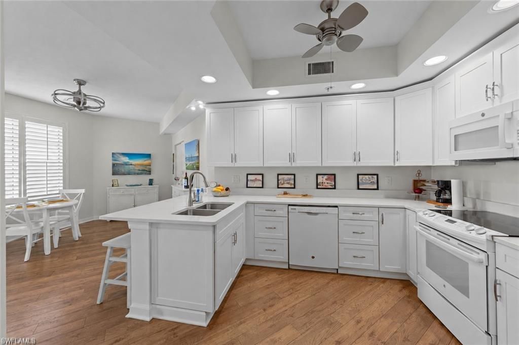1001 Arbor Lake Dr, Unit 904, Naples, FL 34110 Photo