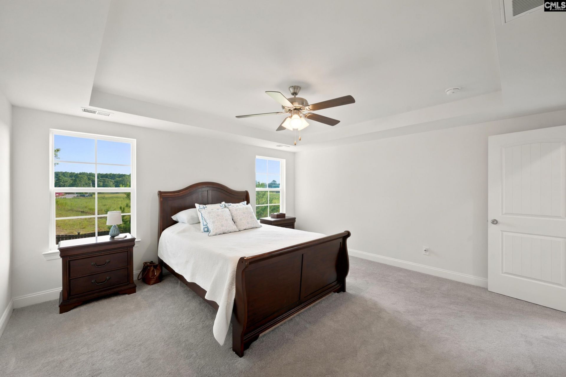 388 Stillington Street Photo 24