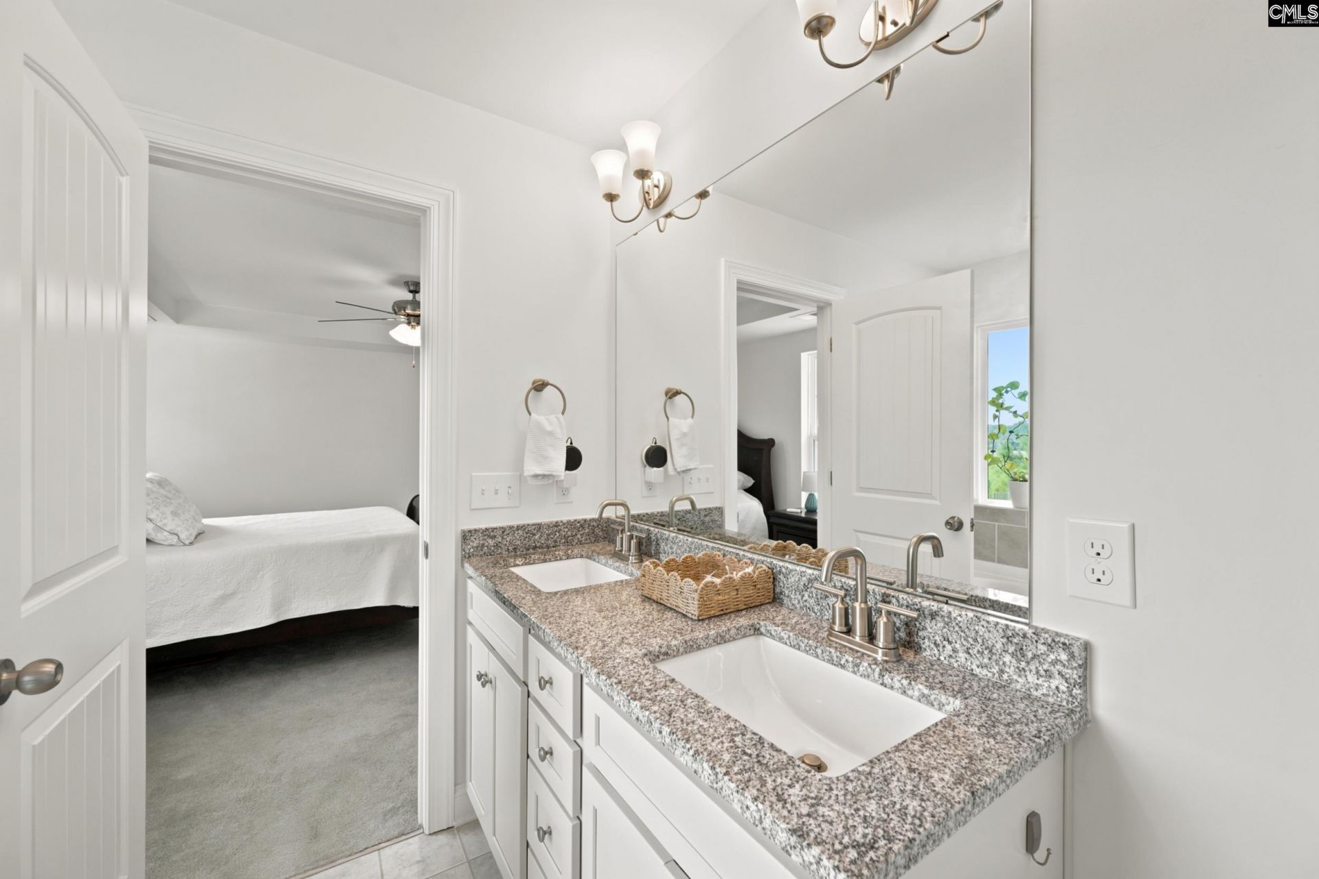 388 Stillington Street Photo 28