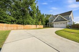388 Stillington Street photo 4