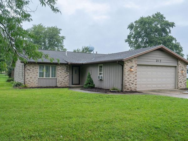 312 W Roe Street, Ossian, IN 46777