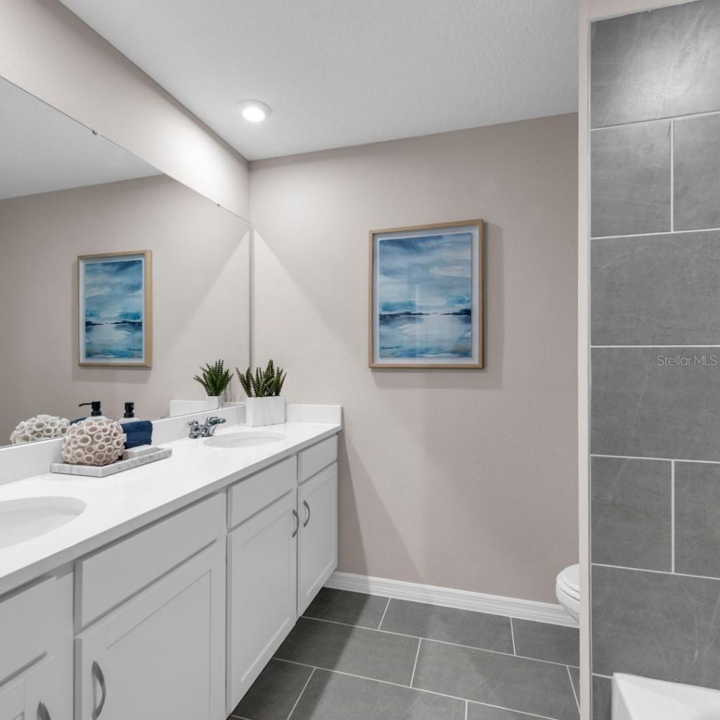 3957 Pentas Road , Tavares, FL 32778 Photo