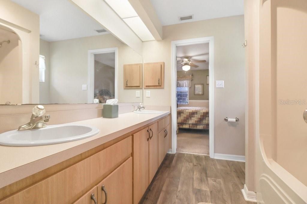 13221 Tom Gallagher Road , Dover, FL 33527 Photo
