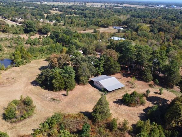 5930 Liberty Road, Ozark, AR 72949