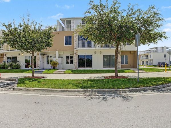 25888 SW 139th Path, Unit 25888, Homestead, FL 33032
