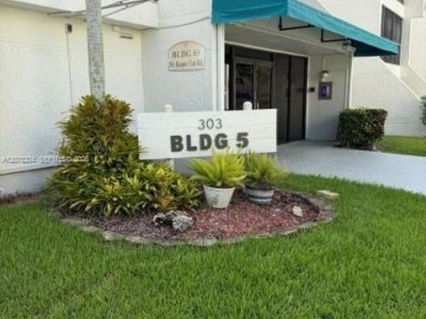 303 Racquet Club Rd , Unit 309, Weston, FL 33326