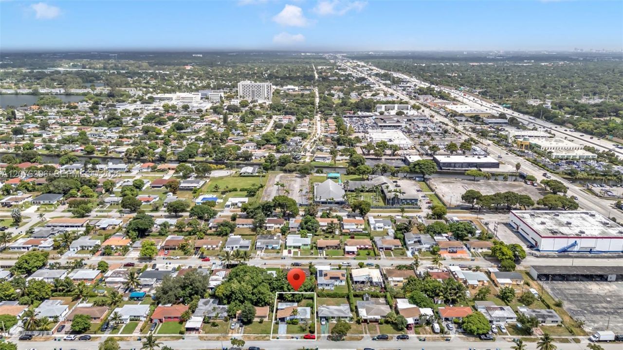 835 NW 84th St, Miami, FL 33150 Photo