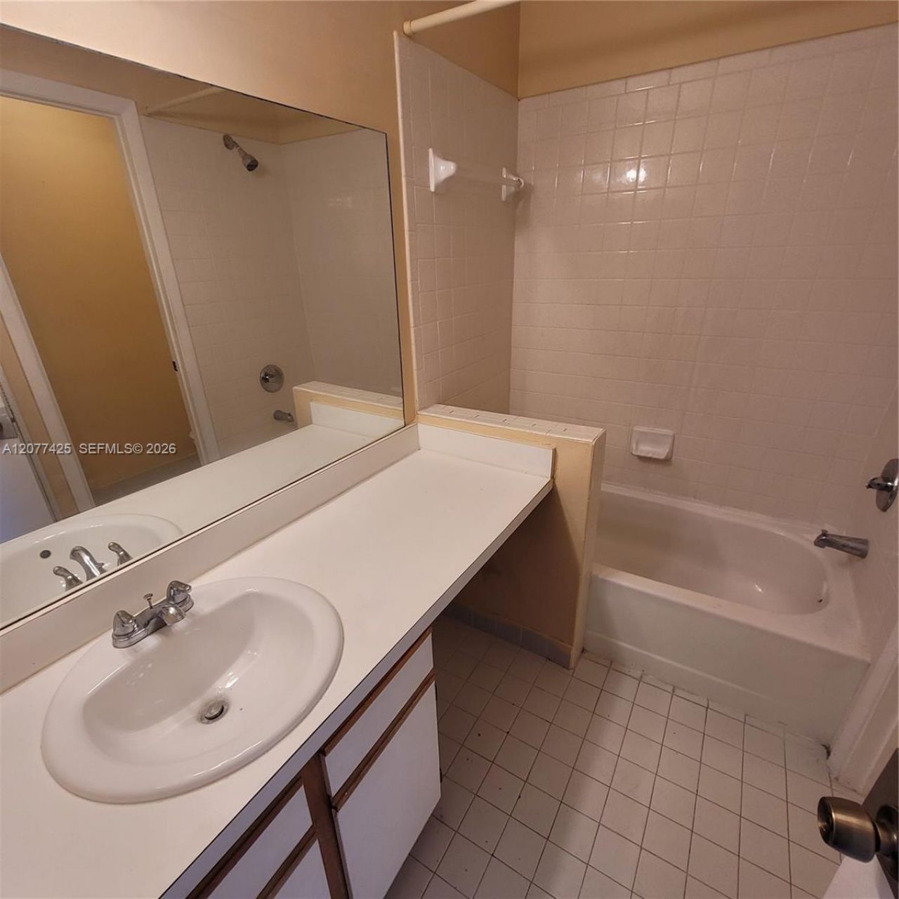 1051 Jefferson Dr, Unit 1051H, Homestead, FL 33034 Photo