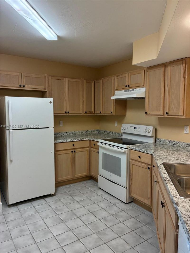 1051 Jefferson Dr, Unit 1051H, Homestead, FL 33034 Photo