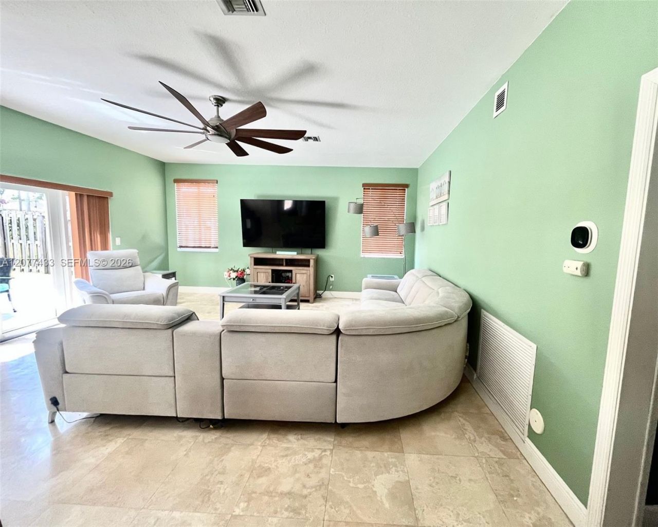 912 NE 35th Ave, Homestead, FL 33033 Photo