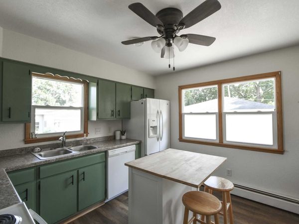 567 W 5th Street, Zumbrota, MN 55992