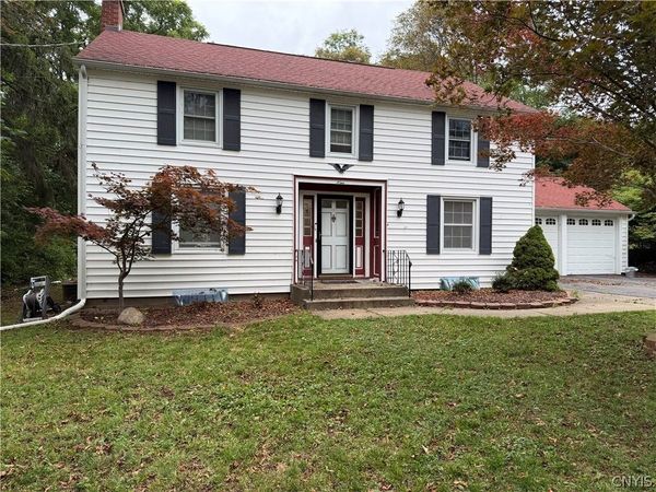 9 Melrose Road , Auburn, NY 13021