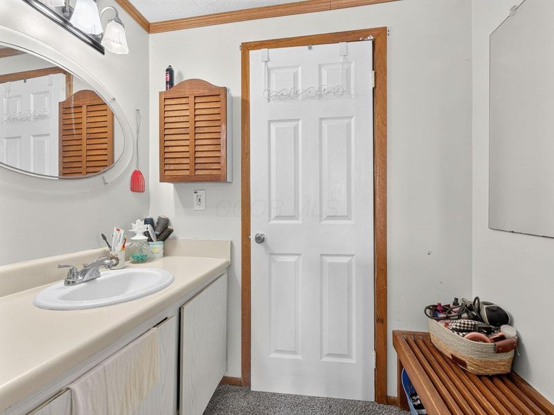 4813 Farber, Unit C, Columbus, OH 43221 Photo 15