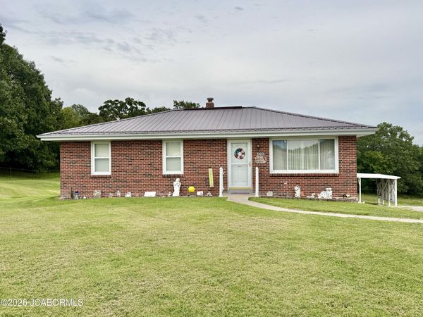 4306 STATE ROUTE NN, Centertown, MO 65023
