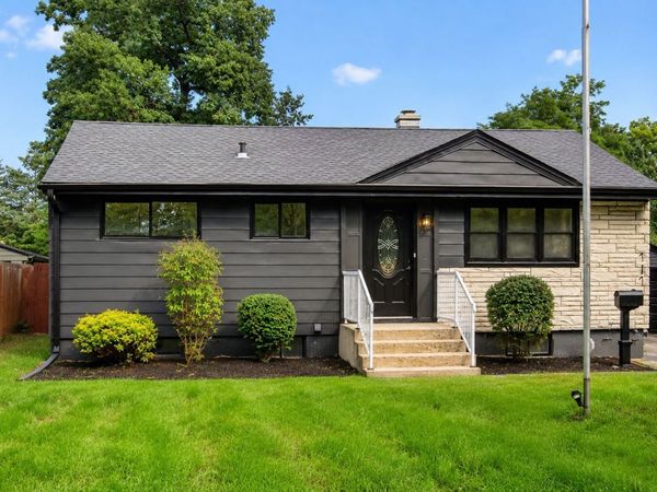 717 Kirkwood Avenue , Winthrop Harbor, IL 60096