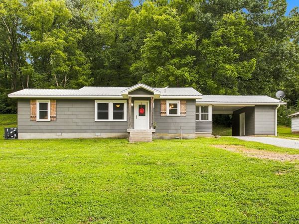4854 Dry Fork Rd , Hampshire, TN 38461