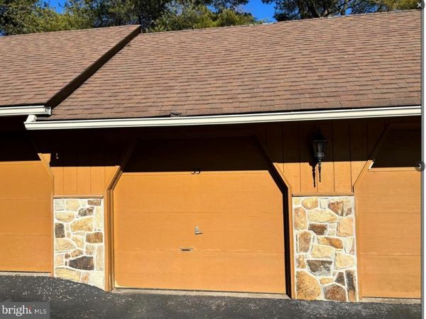0 VALLEY STREAM LANE , WAYNE, PA 19087