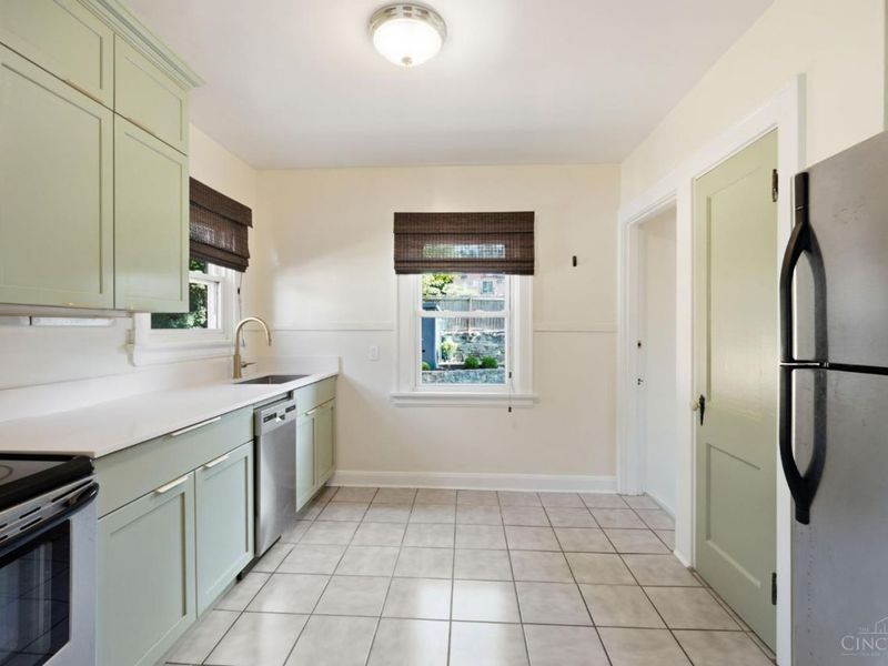 3816 Brotherton Road, Cincinnati, OH 45209 Photo 9