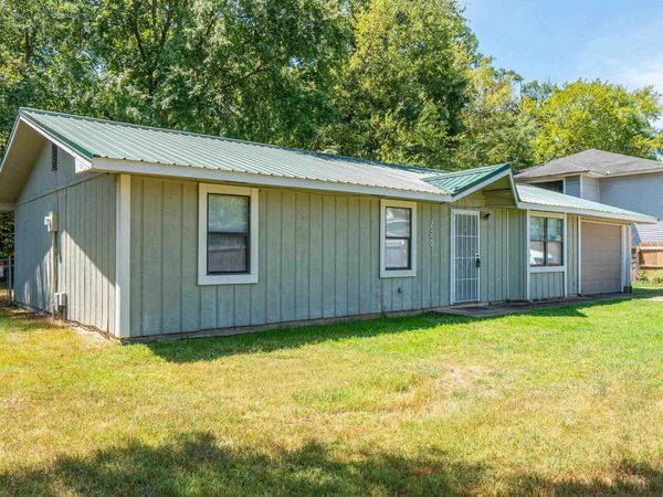 220 LONG BEACH, Hot Springs, AR