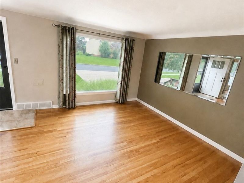 706 North Street, Brooklyn Heights, OH 44131 Photo 11