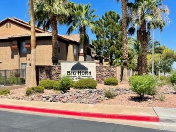 231 W Horizon Ridge Parkway, Unit 2813, Henderson, NV 89012