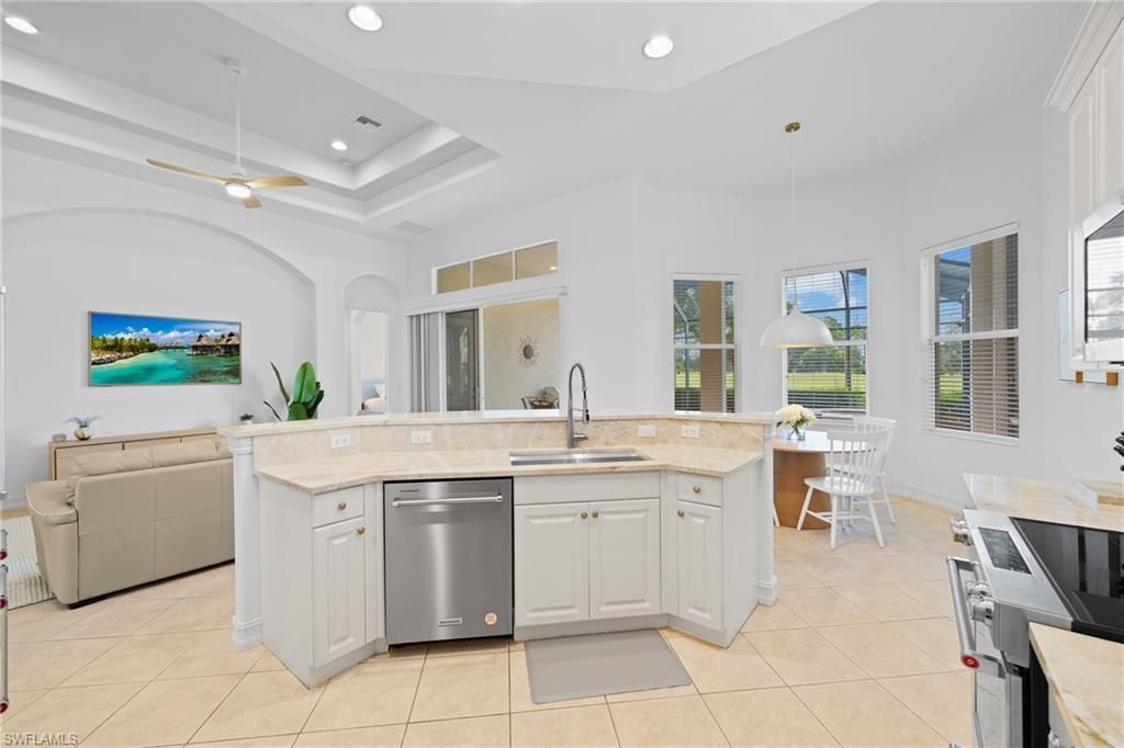 7828 Valencia Ct , Naples, FL 34113 Photo