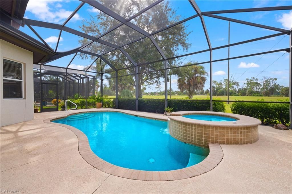 7828 Valencia Ct , Naples, FL 34113 Photo