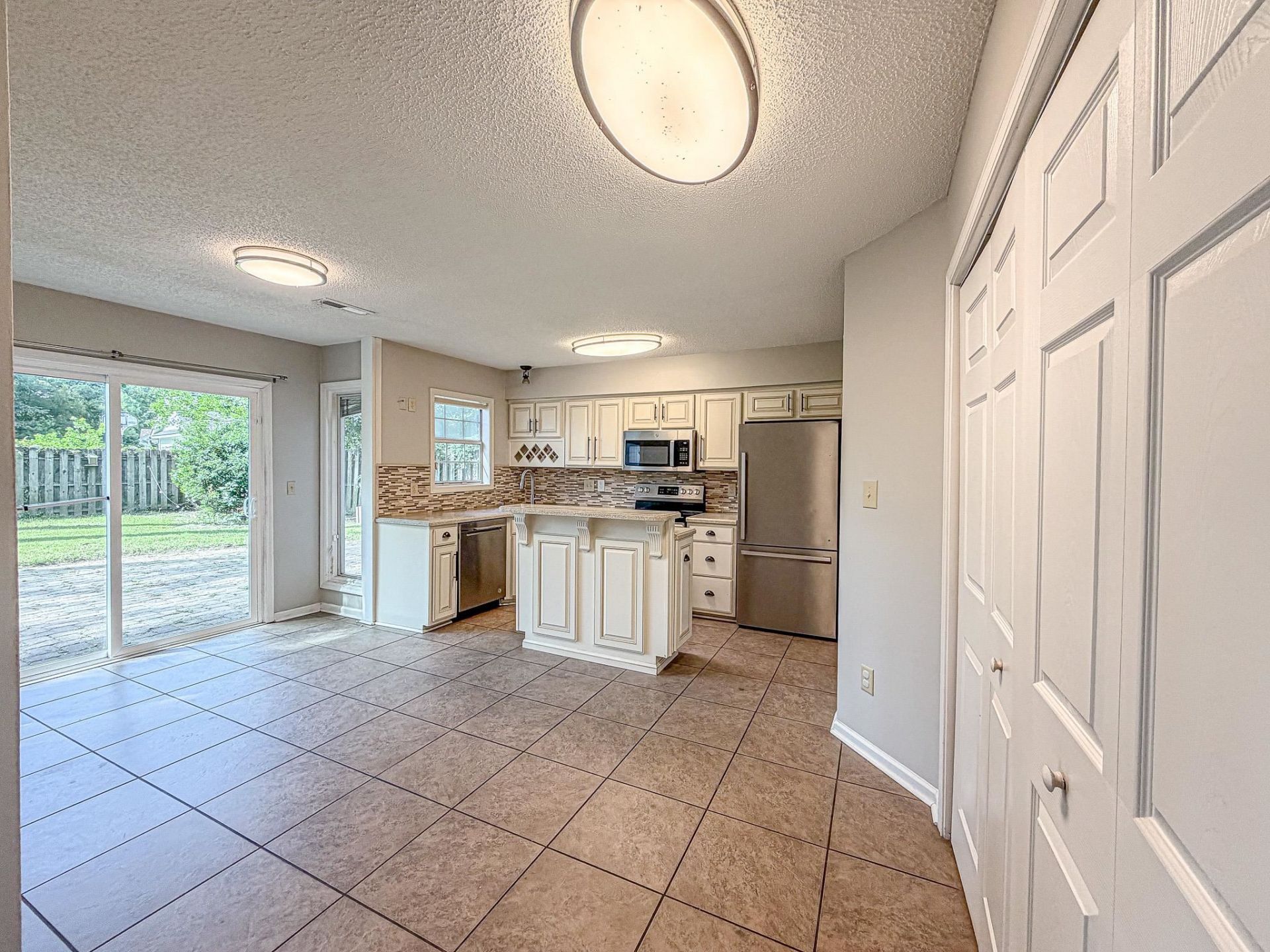 302 Scotts Mill Ct. Photo 14