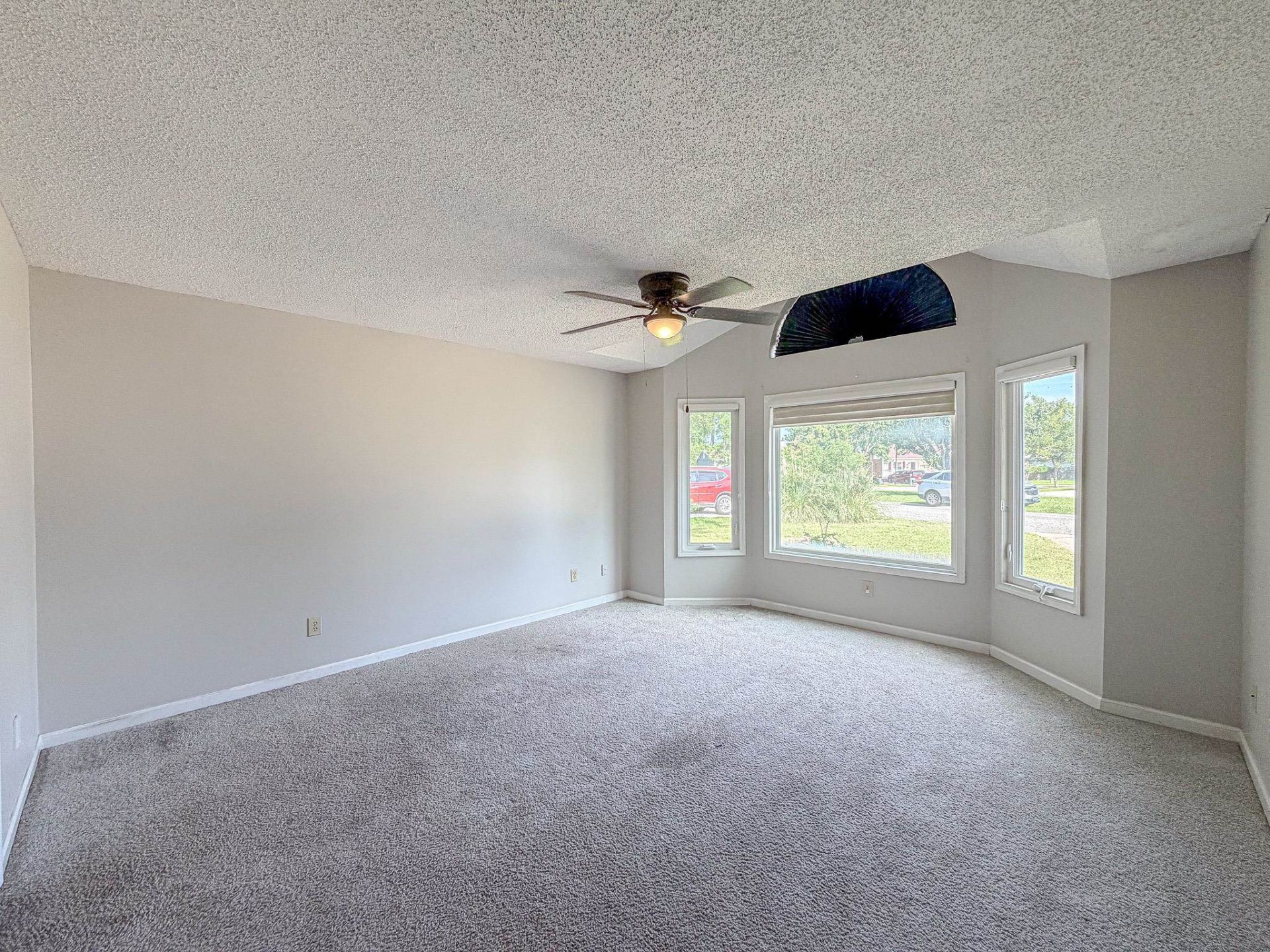 302 Scotts Mill Ct. Photo 15