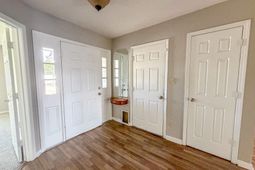 302 Scotts Mill Ct. photo 4