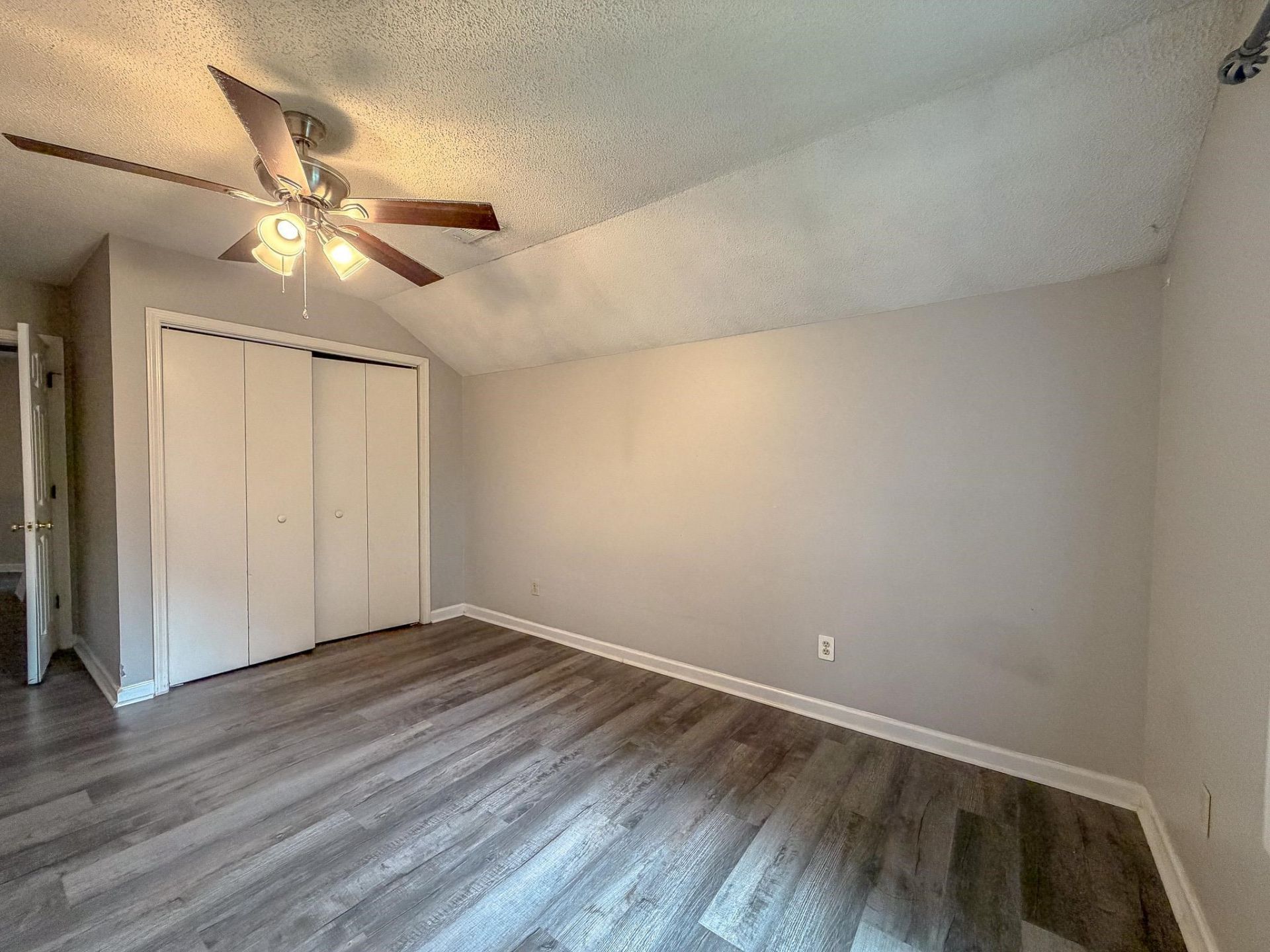 302 Scotts Mill Ct. Photo 28