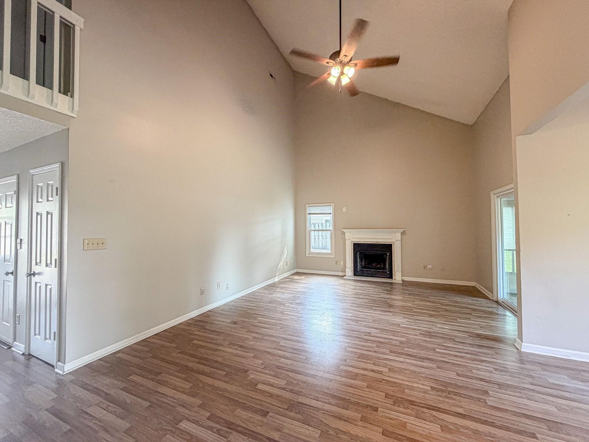302 Scotts Mill Ct. Photo 3