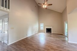302 Scotts Mill Ct. photo 4