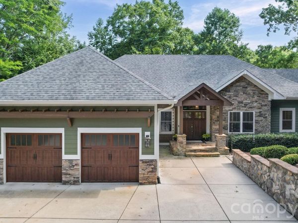 3033 Dodsworth Drive, Cramerton, NC 28032