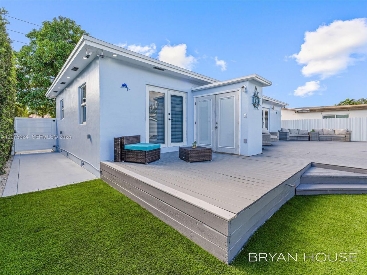 3341 NW 20th St, Miami, FL 33142 Photo