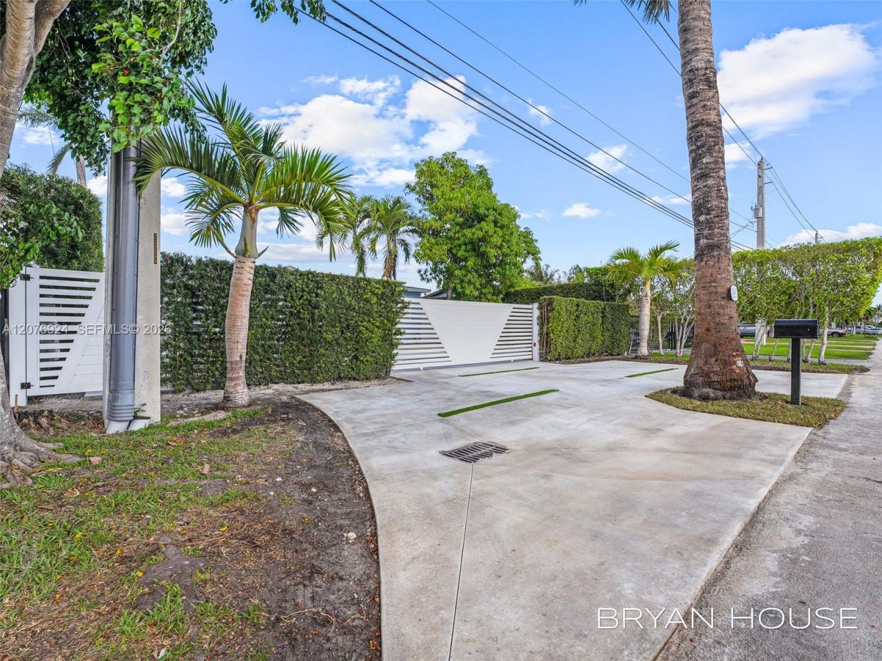 3341 NW 20th St, Miami, FL 33142 Photo
