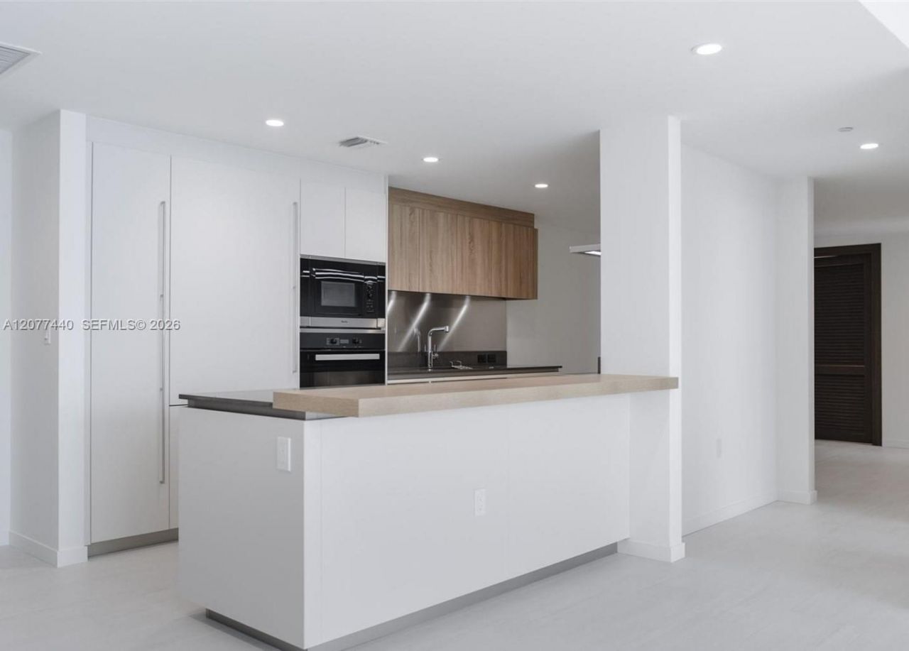1000 Brickell Plaza , Unit 4506, Miami, FL 33131 Photo