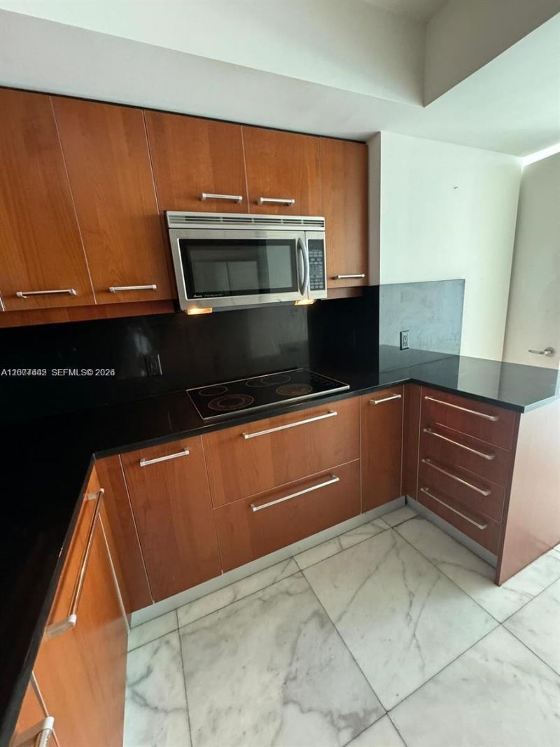 1331 Brickell Bay Dr , Unit 1704, Miami, FL 33131 Photo
